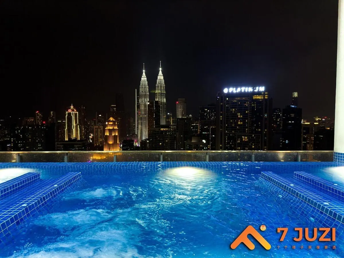 Kl &118 Tower View 1R1B Netflix 19F & Best View Infinity Pool Kuala Lumpur